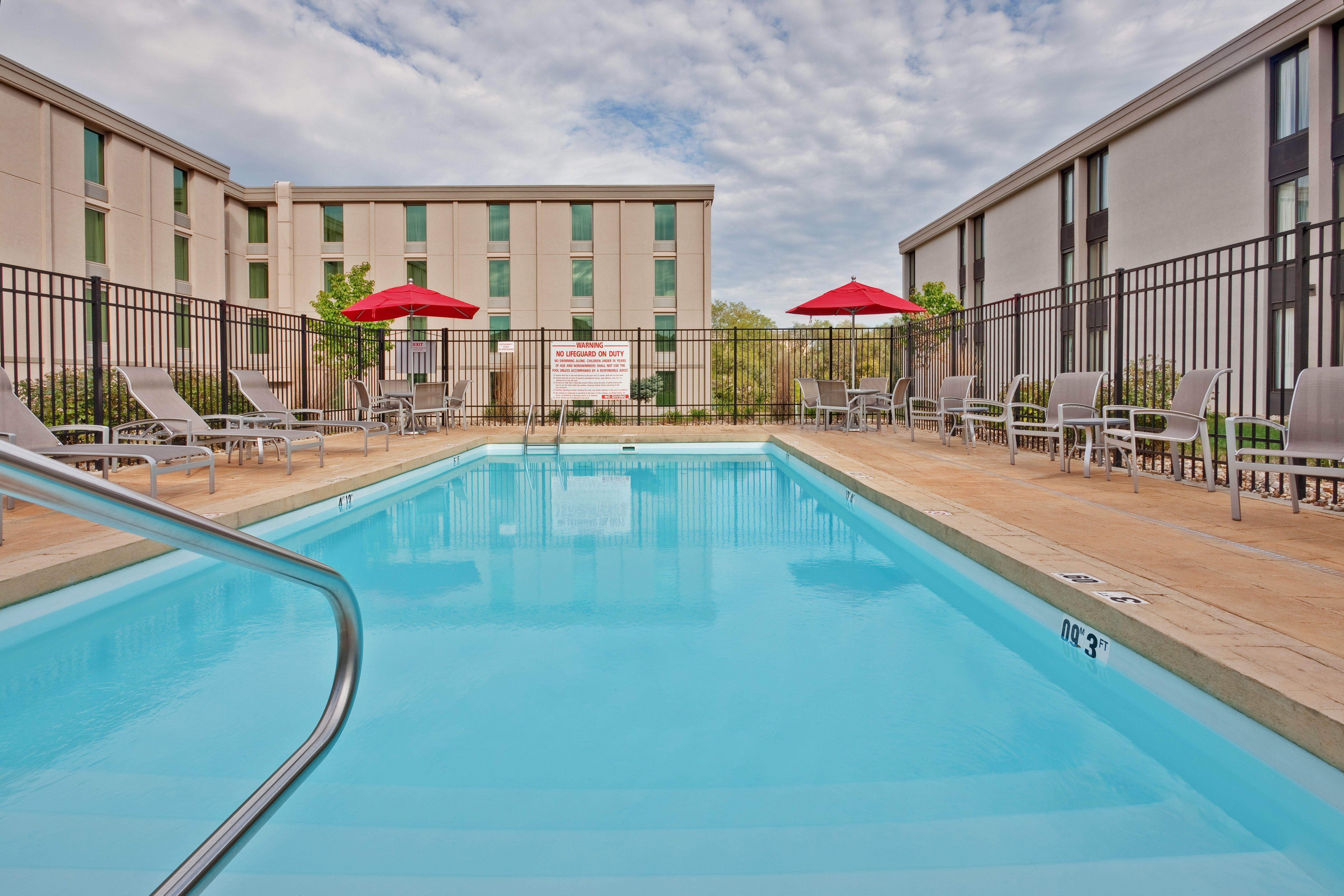 Holiday Inn Bloomington-University Area By Ihg Ngoại thất bức ảnh