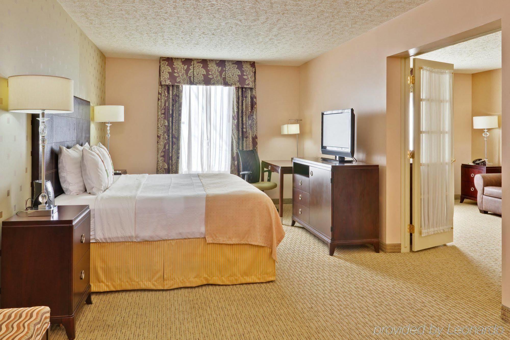 Holiday Inn Bloomington-University Area By Ihg Phòng bức ảnh