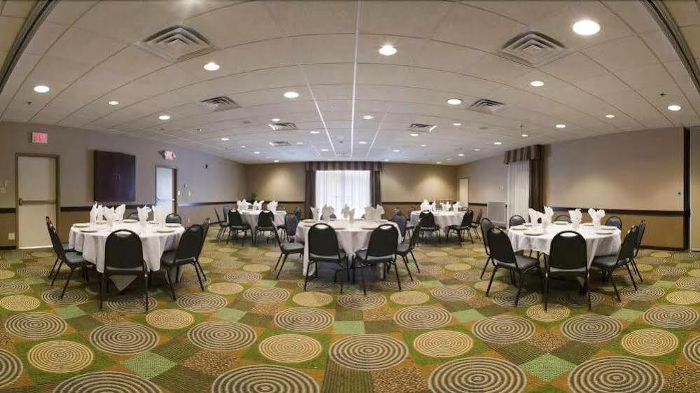 Holiday Inn Bloomington-University Area By Ihg Ngoại thất bức ảnh